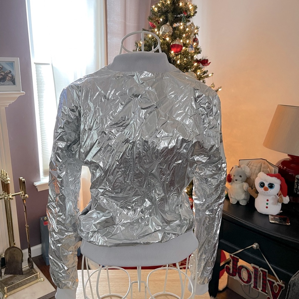Show Stopper Metallic jacket - Picture 2 of 3